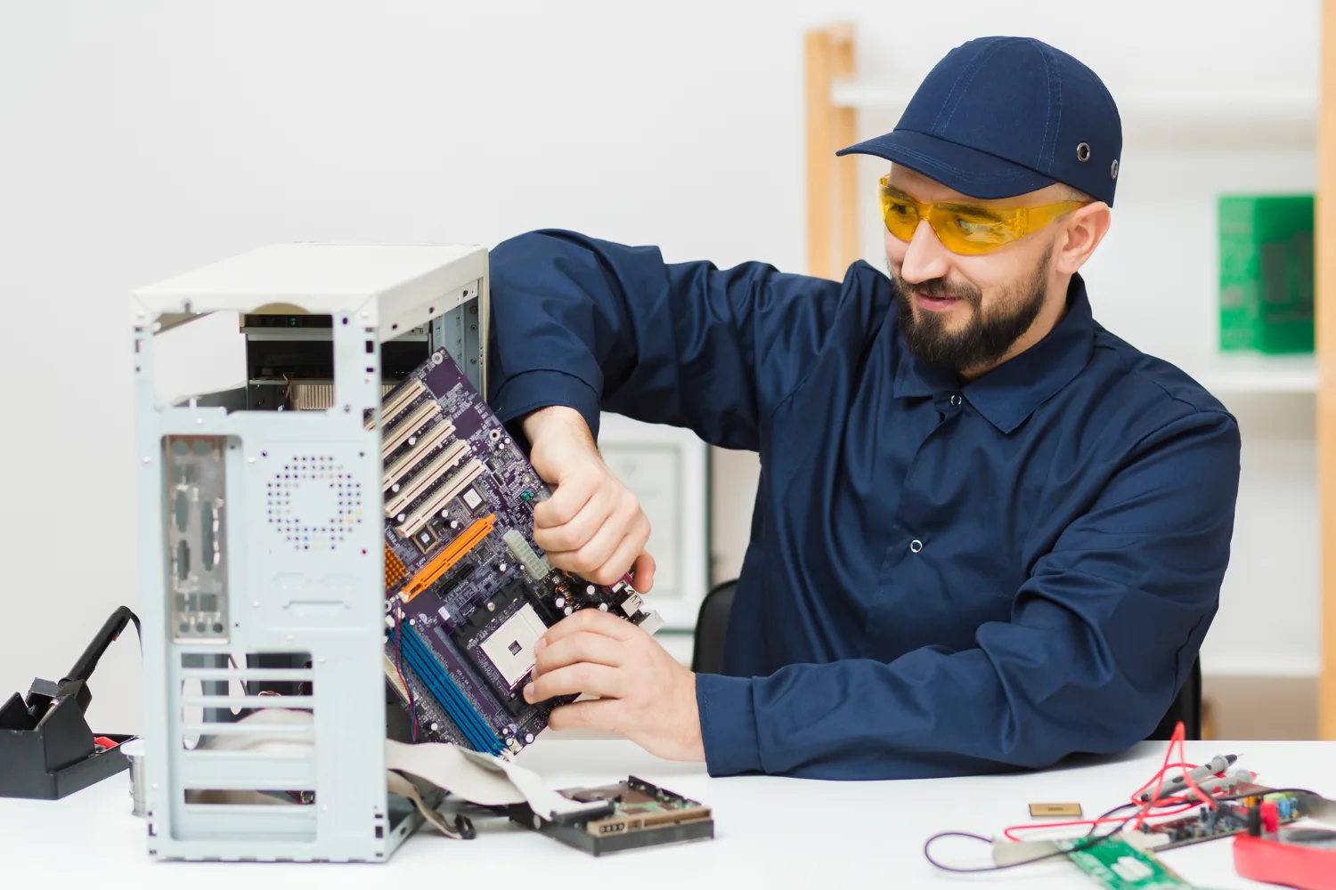 Comprehensive Tablet Repair Services - 半岛体育登录入口
